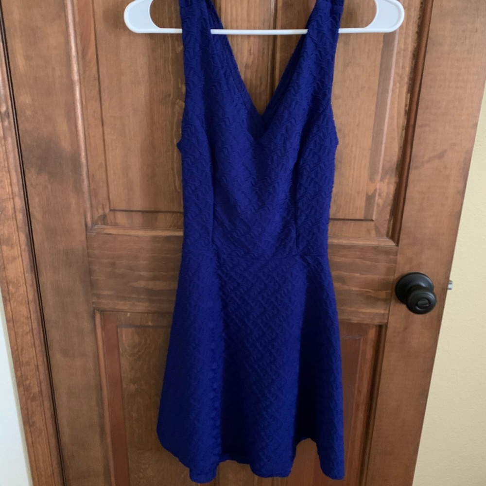 Cross back dress